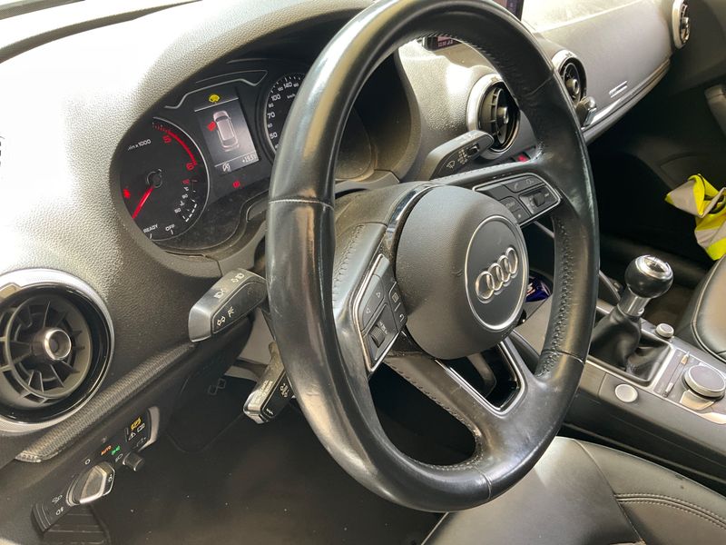 Audi A3 Sportback 1.6 TDI Design 2018 – снимка 20