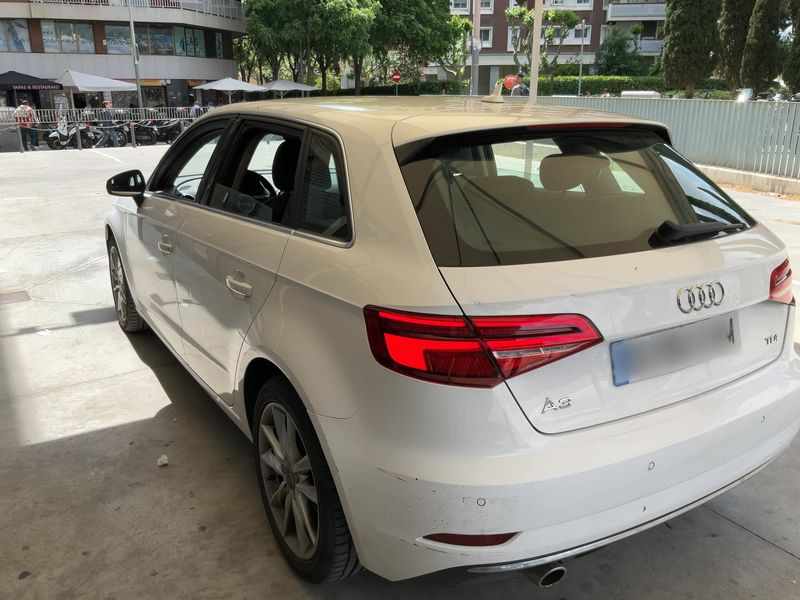 Audi A3 Sportback 1.6 TDI Design 2018 – снимка 6
