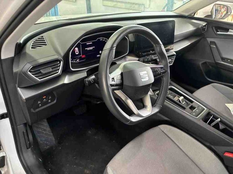 Seat Leon 2.0 TDI Style 2023 – снимка 10