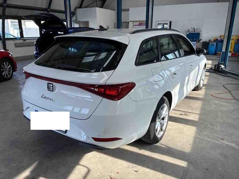 Seat Leon 2.0 TDI Style 2023 – снимка 5