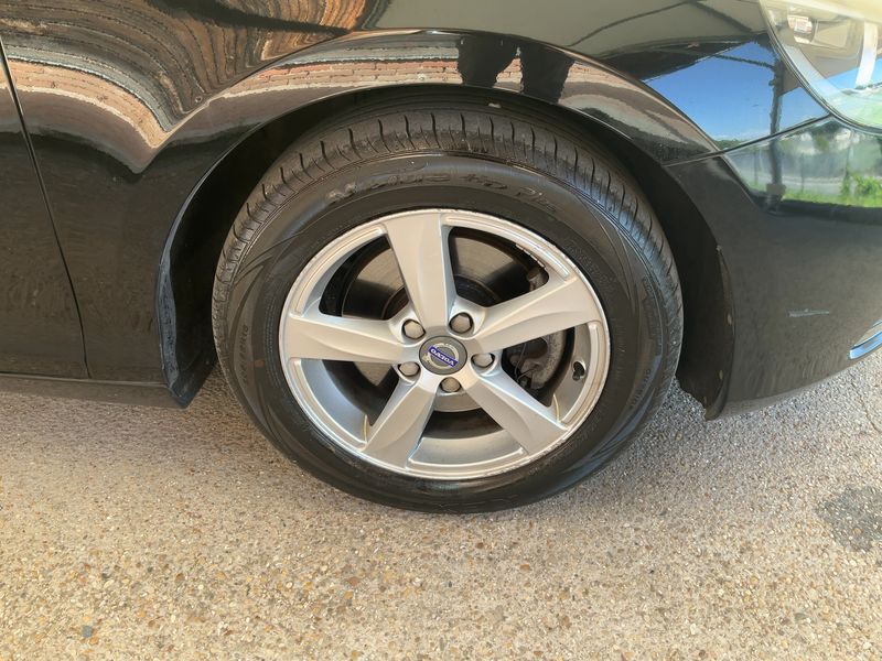 Volvo V40 2.0 D2 Kinetic 2015 – снимка 11