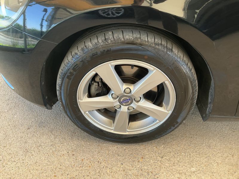 Volvo V40 2.0 D2 Kinetic 2015 – снимка 3