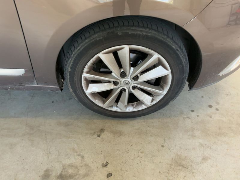 Renault Grand Scenic 1.4 TCe Luxe 2012 – снимка 11