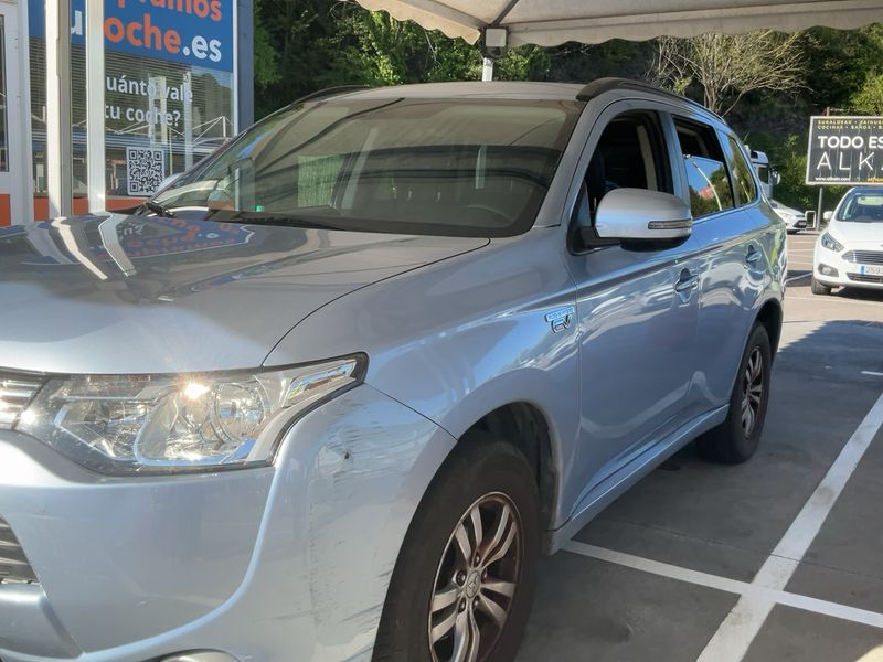 Mitsubishi Outlander 2.0 PHEV Motion 4WD 2014 – снимка 1