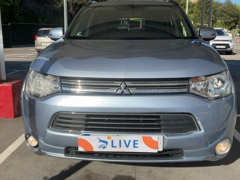 Mitsubishi Outlander 2.0 PHEV Motion 4WD 2014 – снимка 14