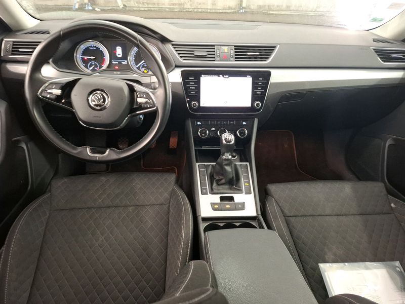 Skoda Superb 2.0 TDI Business 2021 – снимка 10