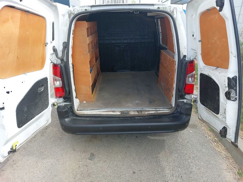 Citroen Berlingo 1.5 Blue-HDi Club M 2020 – снимка 9