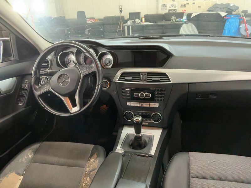 Mercedes-Benz C-Klasse C 220 CDI BlueEfficiency Avantgarde 2013 – снимка 12