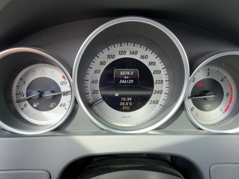 Mercedes-Benz C-Klasse C 220 CDI BlueEfficiency Avantgarde 2013 – снимка 13