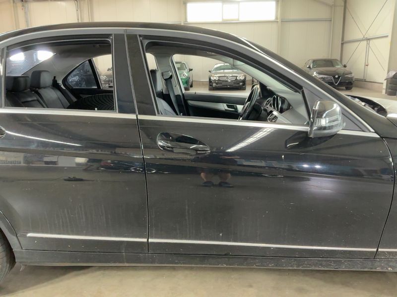 Mercedes-Benz C-Klasse C 220 CDI BlueEfficiency Avantgarde 2013 – снимка 7