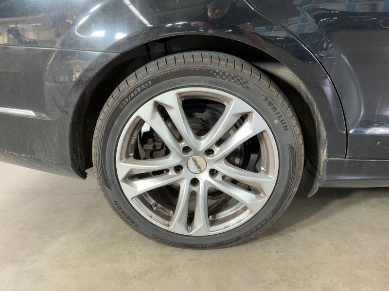 Mercedes-Benz C-Klasse C 220 CDI BlueEfficiency Avantgarde 2013 – снимка 18