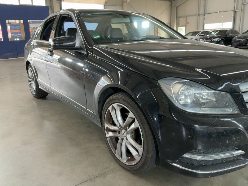 Mercedes-Benz C-Klasse C 220 CDI BlueEfficiency Avantgarde 2013 – снимка 8