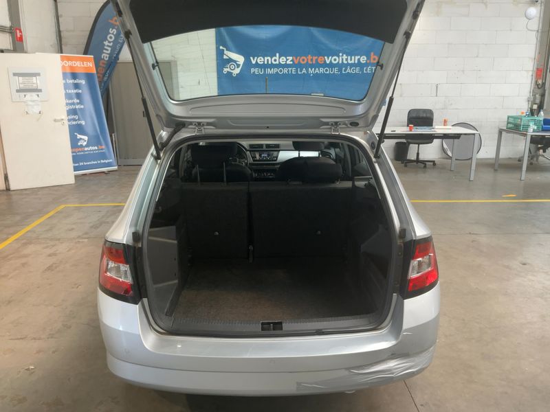 Skoda Fabia 1.0 MPI Ambition 2015 – снимка 15