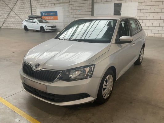 Skoda Fabia 1.0 MPI Ambition 2015 – снимка 1