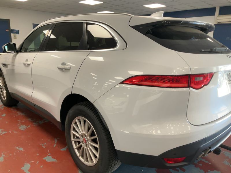 Jaguar F-Pace 20d Pure 2017 – снимка 6