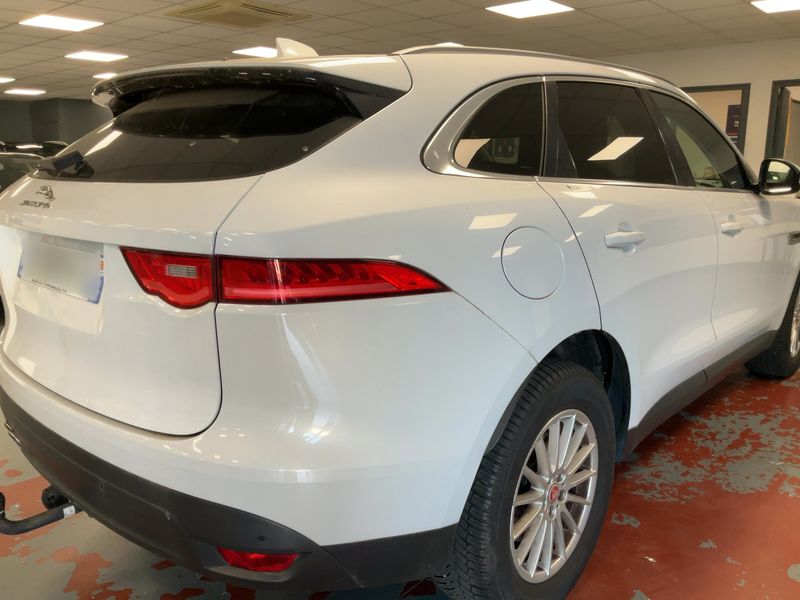 Jaguar F-Pace 20d Pure 2017 – снимка 8