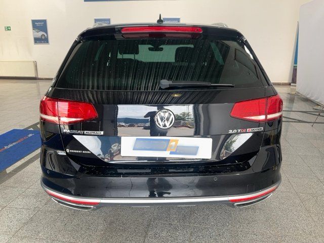 Volkswagen Passat Alltrack 2.0 TDI 4Motion BlueMotion Tech 2017 – снимка 7