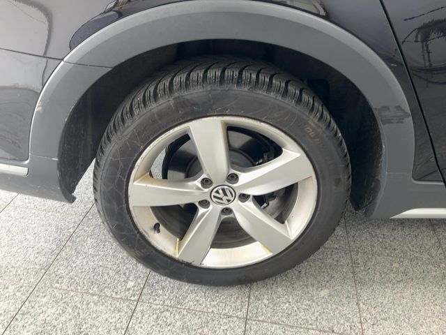 Volkswagen Passat Alltrack 2.0 TDI 4Motion BlueMotion Tech 2017 – снимка 9