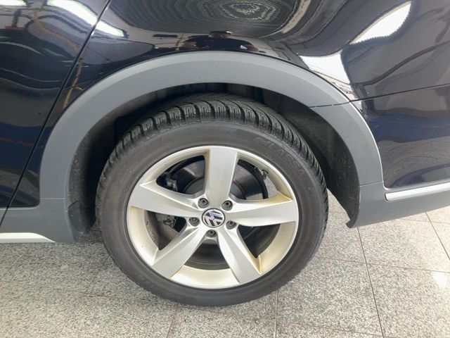 Volkswagen Passat Alltrack 2.0 TDI 4Motion BlueMotion Tech 2017 – снимка 5
