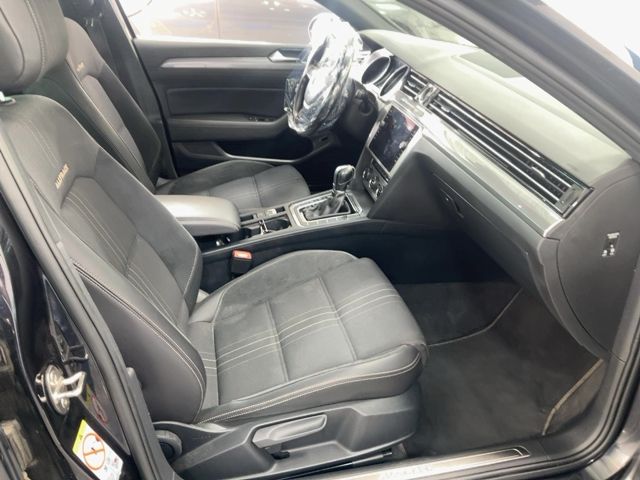 Volkswagen Passat Alltrack 2.0 TDI 4Motion BlueMotion Tech 2017 – снимка 16