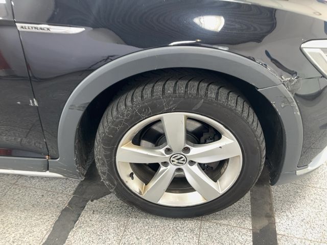 Volkswagen Passat Alltrack 2.0 TDI 4Motion BlueMotion Tech 2017 – снимка 11
