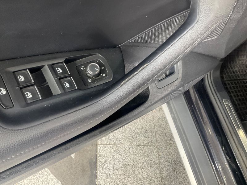 Volkswagen Passat Alltrack 2.0 TDI 4Motion BlueMotion Tech 2017 – снимка 35