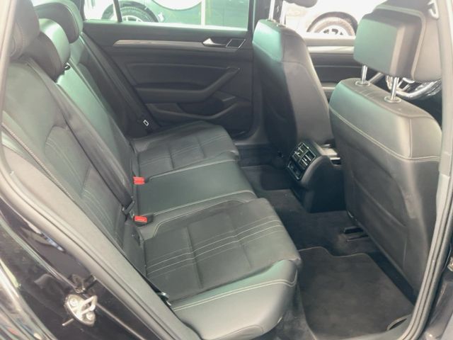 Volkswagen Passat Alltrack 2.0 TDI 4Motion BlueMotion Tech 2017 – снимка 19