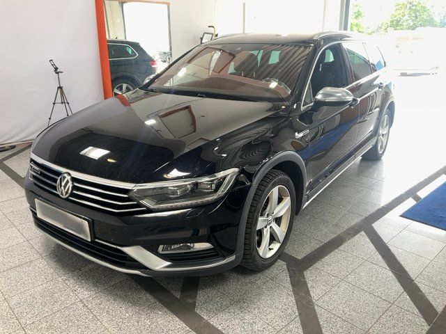 Volkswagen Passat Alltrack 2.0 TDI 4Motion BlueMotion Tech 2017 – снимка 1