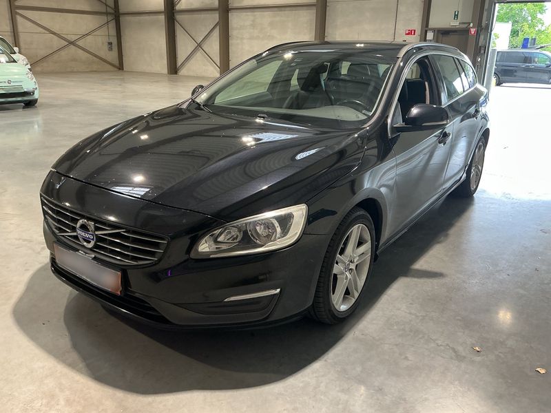 Volvo V60 2.0 D4 Momentum 2014 – снимка 1