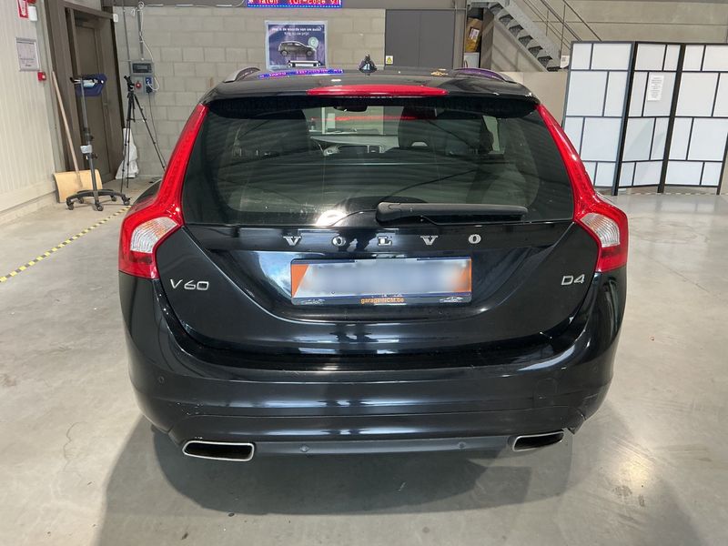 Volvo V60 2.0 D4 Momentum 2014 – снимка 7