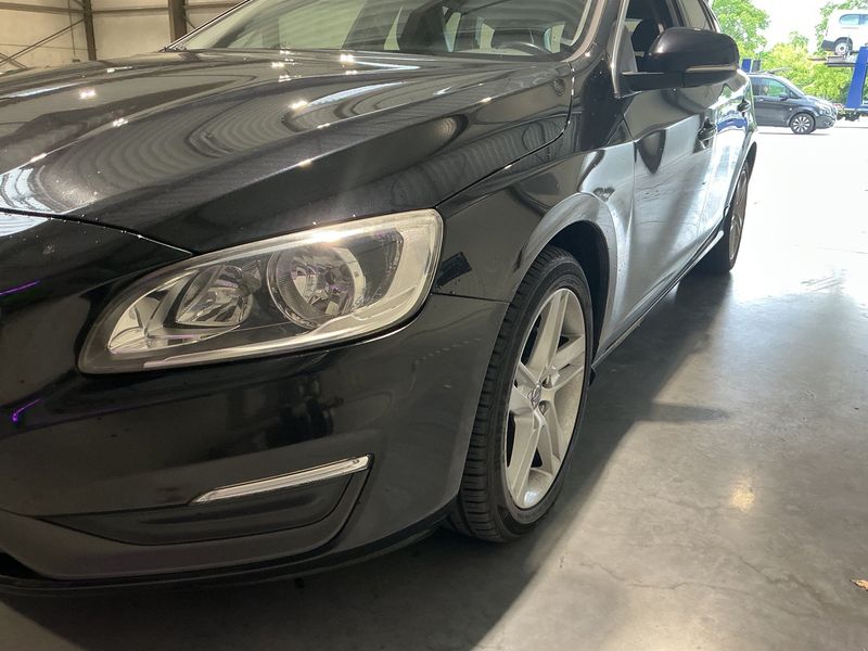 Volvo V60 2.0 D4 Momentum 2014 – снимка 2