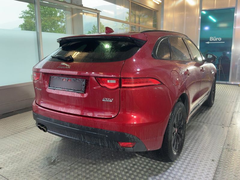 Jaguar F-Pace 20d R-Sport AWD 2018 – снимка 8