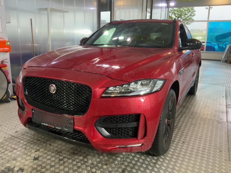 Jaguar F-Pace 20d R-Sport AWD 2018 – снимка 1