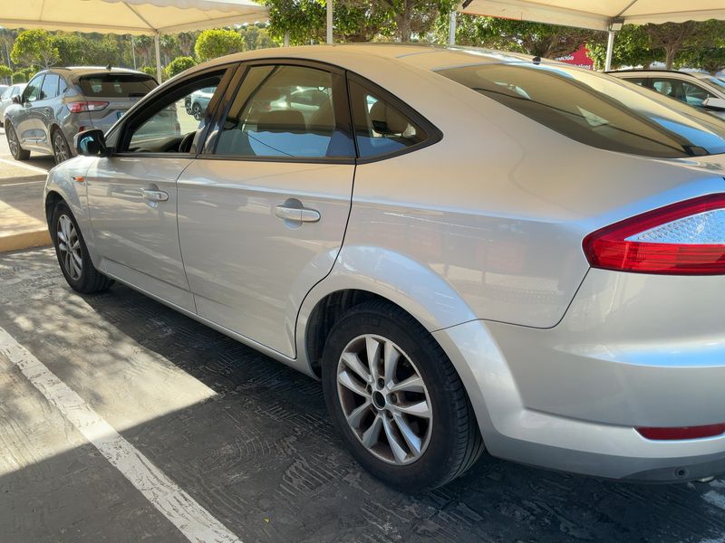 Ford Mondeo 2.0 TDCi Trend 2010 – снимка 6