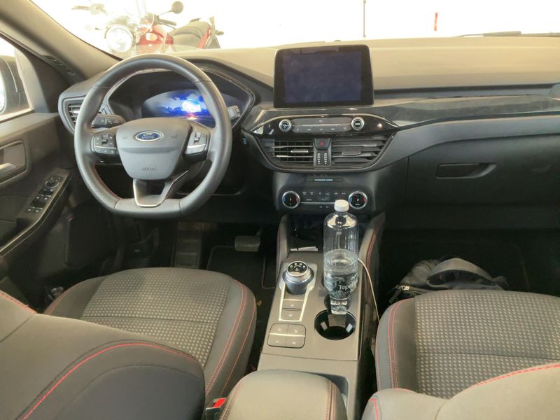 Ford Kuga 2.5 Plug-in Hybrid ST-Line 2024 – снимка 17