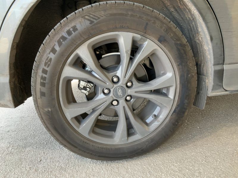 Ford Kuga 2.5 Plug-in Hybrid ST-Line 2024 – снимка 9