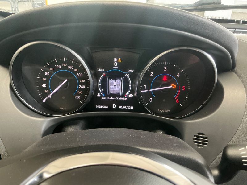 Jaguar XE 20d R-Sport 2016 – снимка 19