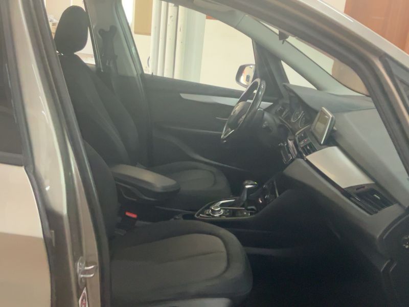 BMW 2er 218d Gran Tourer Advantage 2015 – снимка 16