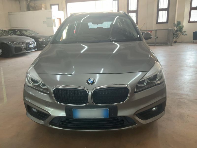 BMW 2er 218d Gran Tourer Advantage 2015 – снимка 14
