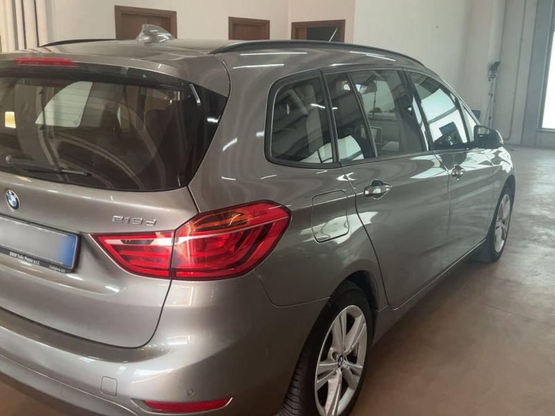 BMW 2er 218d Gran Tourer Advantage 2015 – снимка 8