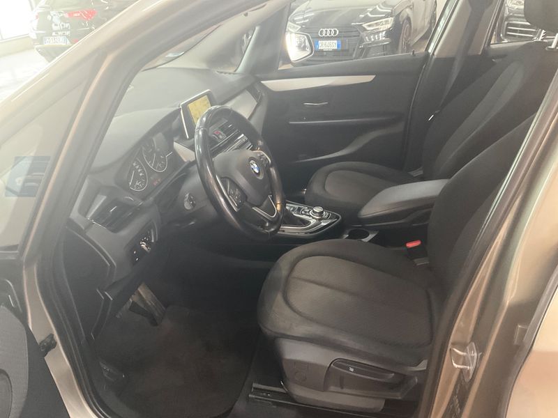 BMW 2er 218d Gran Tourer Advantage 2015 – снимка 25