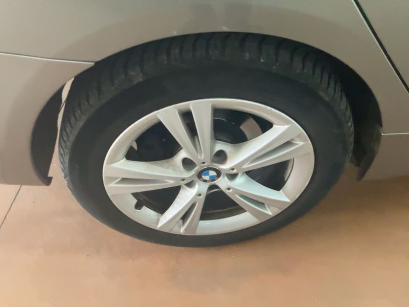 BMW 2er 218d Gran Tourer Advantage 2015 – снимка 9
