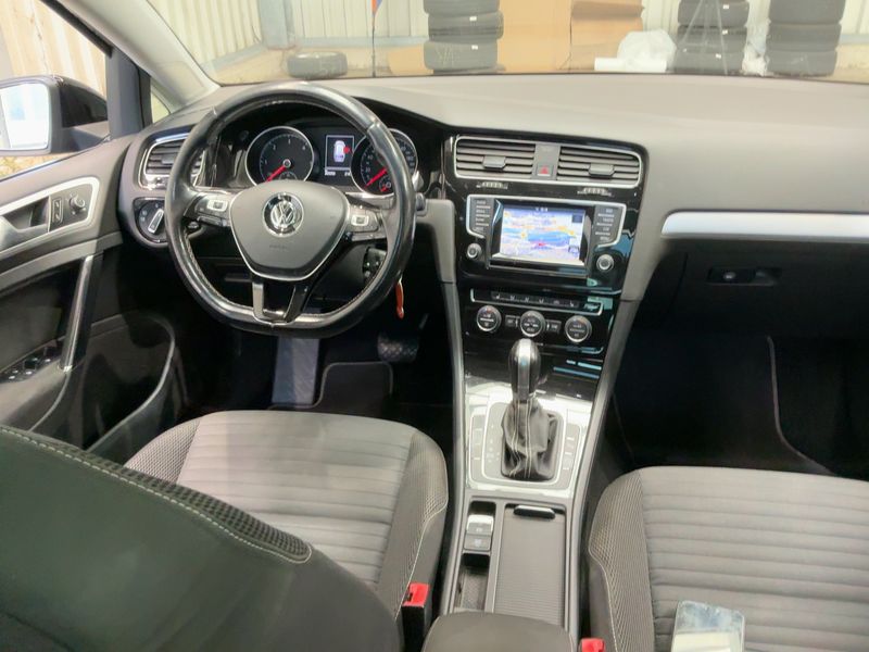 Volkswagen Golf VII 2.0 TDI Cup BlueMotion Tech 2015 – снимка 18