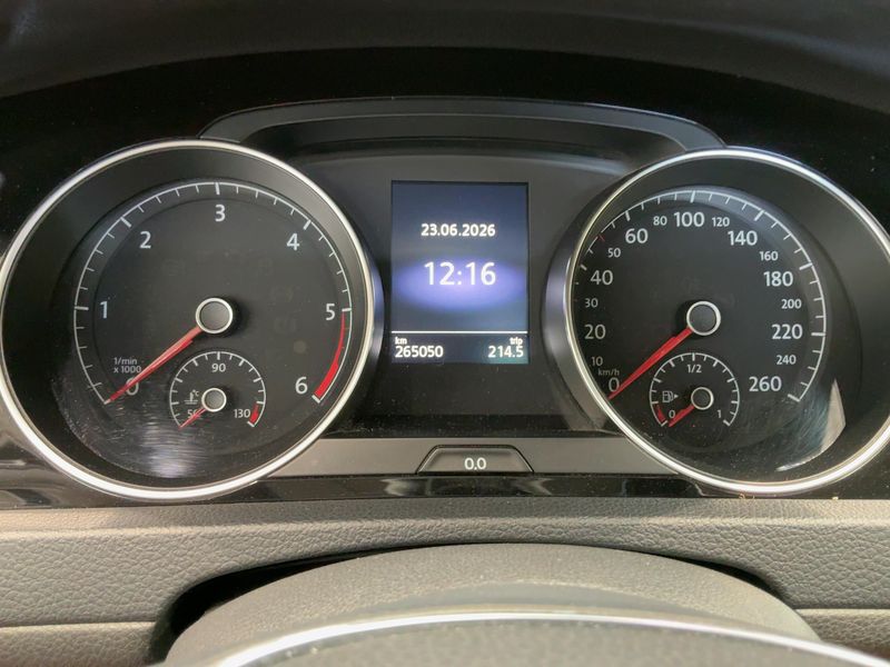 Volkswagen Golf VII 2.0 TDI Cup BlueMotion Tech 2015 – снимка 19