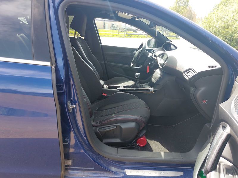 Peugeot 308 1.2 e-THP GT Line 2017 – снимка 10