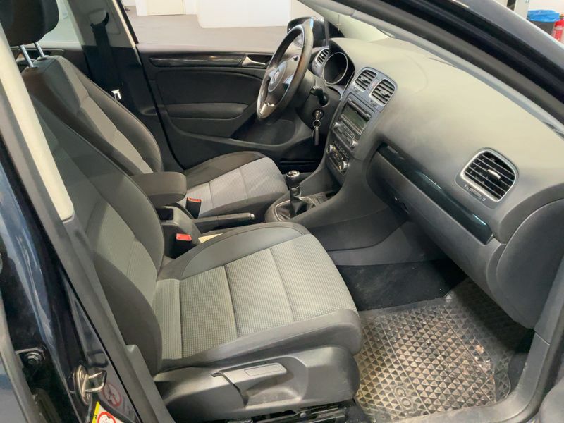 Volkswagen Golf VI 1.2 TSI Comfortline 2010 – снимка 16