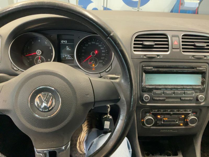 Volkswagen Golf VI 1.2 TSI Comfortline 2010 – снимка 18