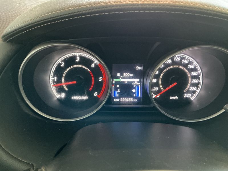 Mitsubishi Outlander 2.2 DI-D Instyle 4WD 2012 – снимка 18