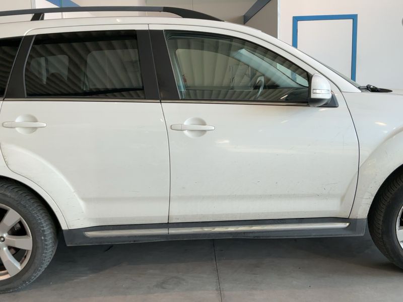 Mitsubishi Outlander 2.2 DI-D Instyle 4WD 2012 – снимка 10
