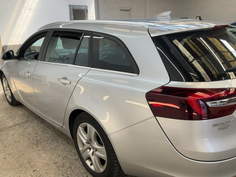 Opel Insignia Sports Tourer 2.0 CDTI Edition 2016 – снимка 6